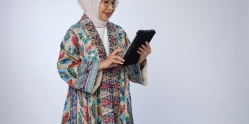 Diana Dewi: Perempuan Indonesia Hebat Karena Keberaniannya Melangkah