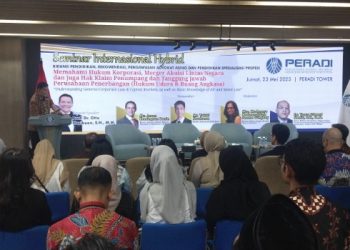 Tampil Beda, PERADI Kupas Hukum Udara dan Ruang Angkasa dan Cross-border Major Acquisitions