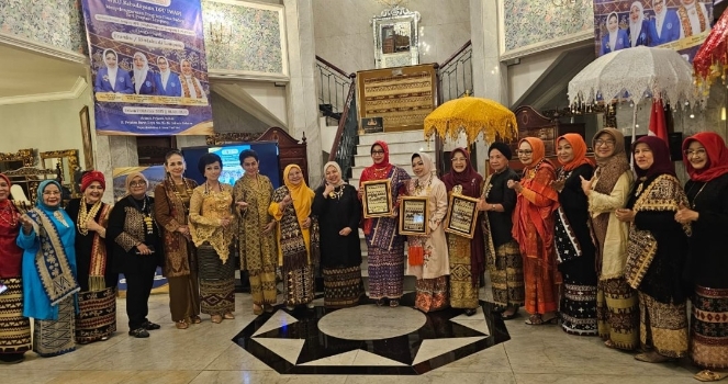 Gaung Cinta Budaya Nusantara IWAPI Dari Arimbi Suites