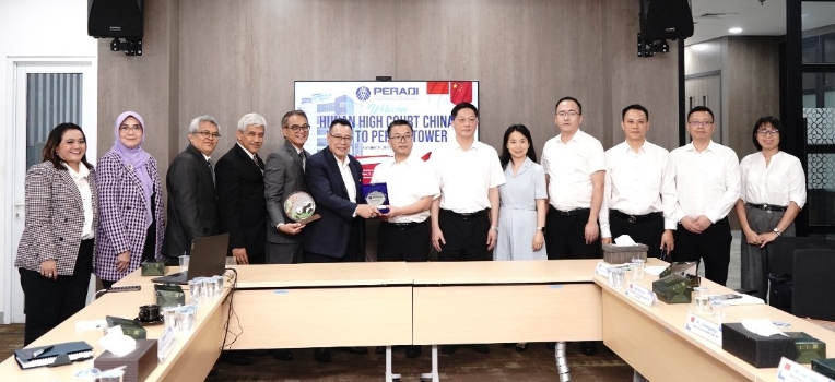 Kunjungi PERADI Tower, Hakim PT Tiongkok ‘Belajar’ Hukum Indonesia