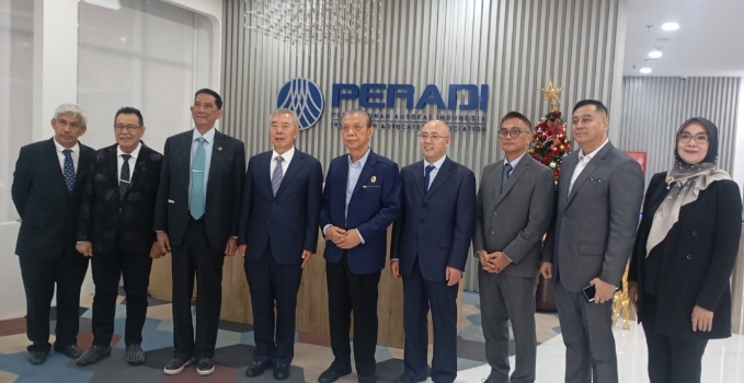 Perkuat Kerjasama, PERADI – Chinese Law Society Bahas Hukum Investasi
