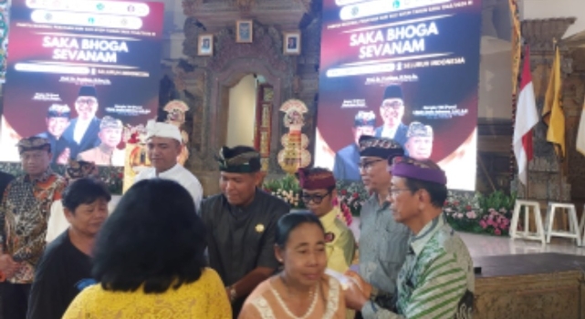 Sambut Nyepi, Umat Hindu se-Indonesia Berbagi Takjil