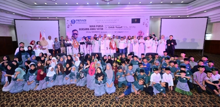 Berkah Ramadhan, PERADI Bandung berbagi kebahagiaan dengan anak yatim