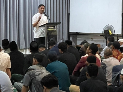 Isi Ramadhan, Prof Hassanain Haykal Beri Kajian Hukum Dalam Perspektif Islam