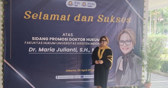 Raih Gelar Doktor, Maria Julianti Situmorang Gaungkan Revisi UU Kepailitan & PKPU