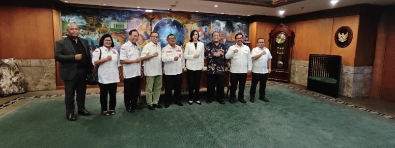 Menpar Dukung Kolaborasi KMDT-BPODT Wujudkan Green Lake