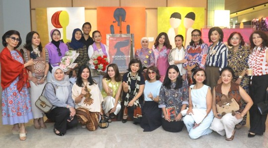 “Berbagi Cahaya” di pameran lukisan tunggal Andriani Latania
